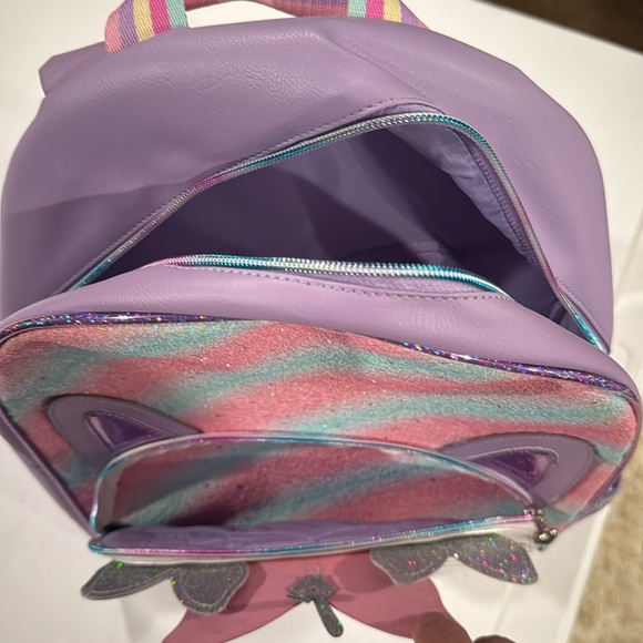 MISS GWEN'S OMG ACCESSORIES KID'S OMBRÉ UNICORN GLITTER BACKPACK - Picture 6 of 8